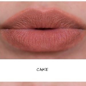 Used to swatch glossier generation g lipstick